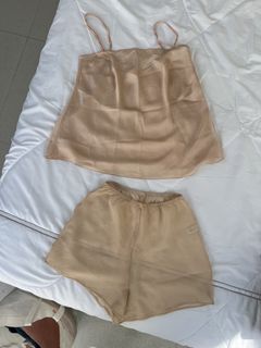 (Kategori: ) berada di . Dikirim oleh wearpreloved_bali (ID iklan 1449187074, Gambar 1). Deskripsi: .