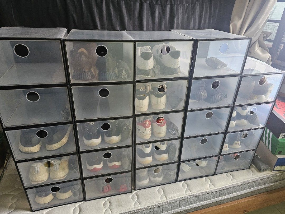 Shoe box