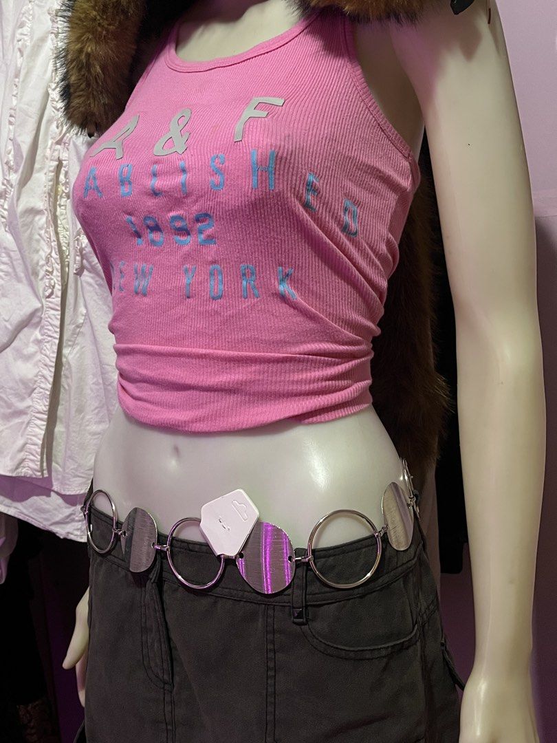 Silver Circle Disc Hip Belt / Waist Chain (Category: Belts) located in Taguig. Submitted by lilithryft (Listing ID 1449113296, Image 3). Description: Silver Circle Disc Hip Belt / Waist Chain Only ₱225! • bnew, no issue • Perfect accessory for dresses, jeans, skirts, and more 📍taguig city.