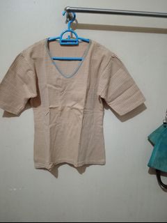 (Category: ) located in . Submitted by YSL80022 (Listing ID 1449246357, Image 1). Description: .