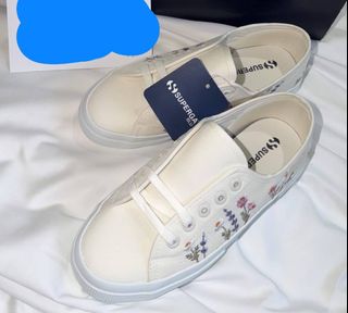 (Category: ) located in . Submitted by yeolbaeksoo (Listing ID 1449227194, Image 1). Description: .