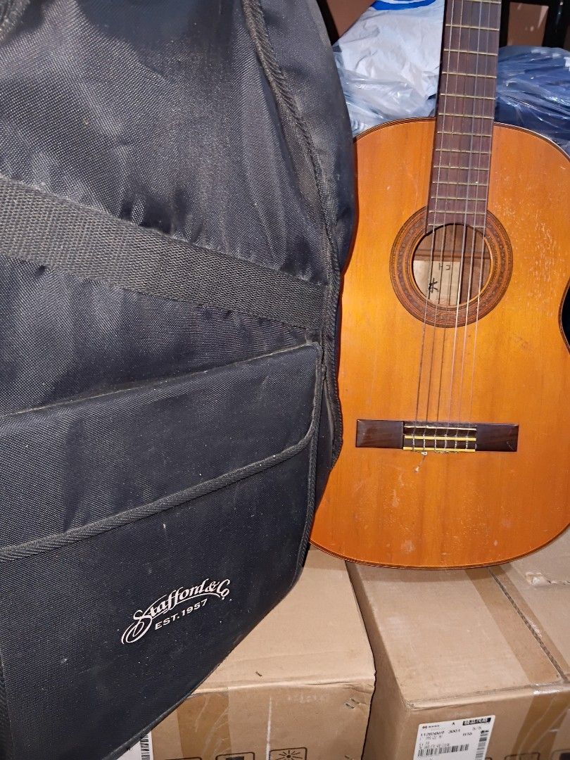Suzuki vintage guitar model 35 (Category: Musical Instruments) located in Quezon City. Submitted by mrrightgeneralmerchandise (Listing ID 1449268066, Image 1). Description: suzuki vintage acoustic guitar model 35 well sound balance with free collected vintage picks guiguinto bulacan area 09182798886.