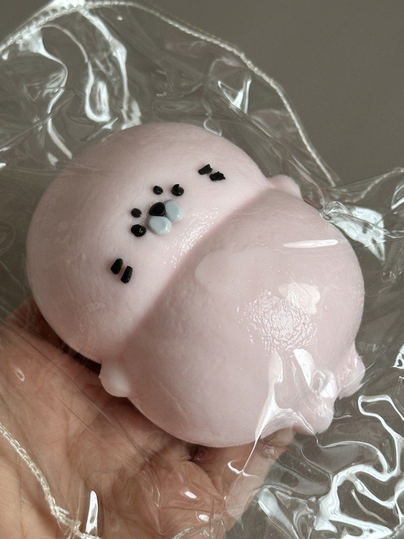 Taba Squishy (Category: Designer & Blind Box Toys) located in Tagbilaran City. Submitted by _harriet_ (Listing ID 1449174225, Image 3). Description: Texture: Soft Creamy Weight: 164.5g ♡ Location: Bohol ♡ MOD: J&T (Shipping fee is ₱85) ♡ MOP: Gcash | Maya | BPI.