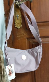 (Kategori: ) berada di . Dikirim oleh lemarisin09 (ID iklan 1449230749, Gambar 1). Deskripsi: .