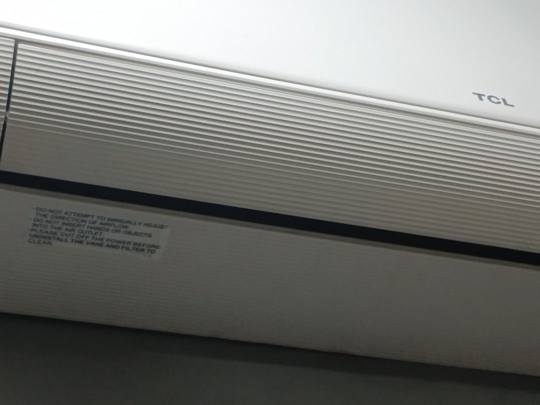 TCL Split Type Aircon - Energy Efficient (Category: Air Conditioning and Heating) located in Mandaluyong City. Submitted by jhendimalanta31 (Listing ID 1449145756, Image 2). Description: ❄️ FOR SALE: TCL 1.5HP Inverter Split-Type Air Conditioner ❄️ 💰 Price:₱13000 (Negotiable) Selling my TCL 1.5HP Inverter Split-Type Air Conditioner in excellent working condition. Unit Details ✅ Purchased December 2025 ✅ Well-maintained and super cold ✅ Inverter 