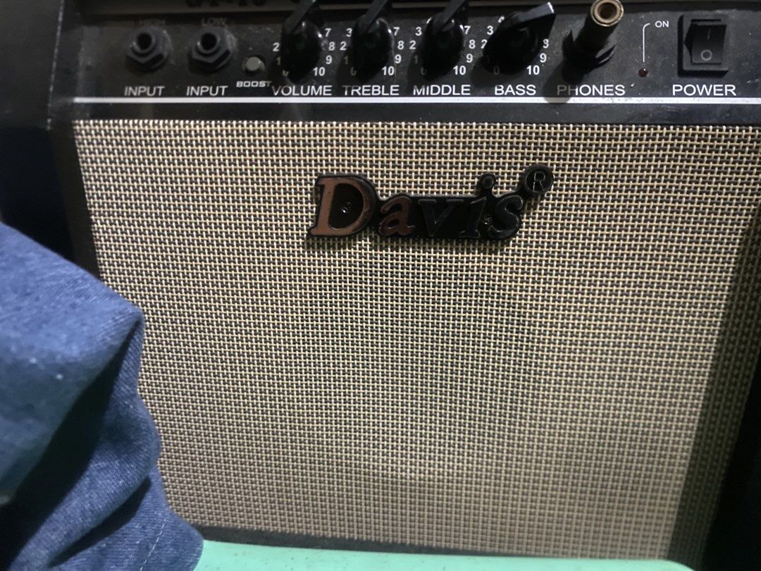 thomson electric guitar (white) (Category: Musical Instruments) located in Caloocan City. Submitted by ysaaaa_1 (Listing ID 1449128872, Image 2). Description: the plate still has the plastic film so pwede pa maremove yung stickers^^ (negotiable) rfs: decluttering inclusion -amp -bag -capo -strings -tuner.