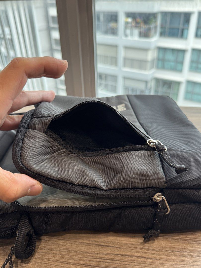 Thule Tablet Bag Pouch Organizer507378207157790724