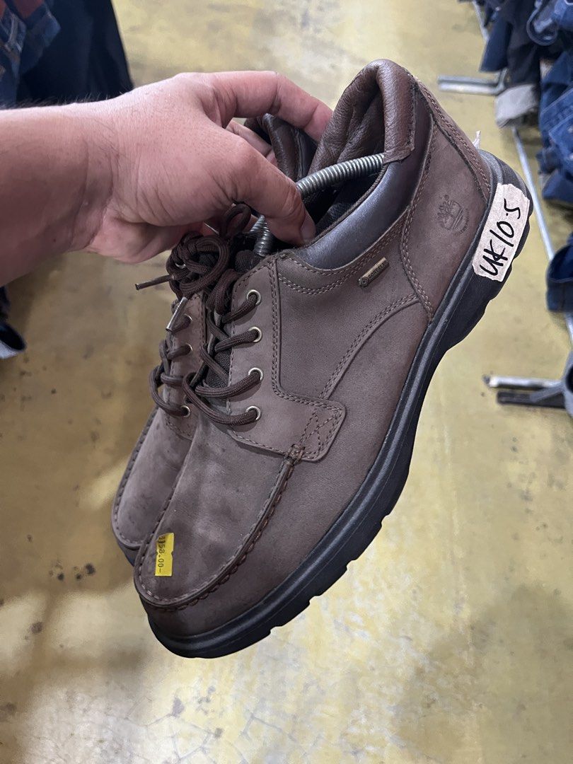 Timberland (Category: Boots) located in Kota Bharu. Submitted by universalstore (Listing ID 1449188321, Image 3). Description: Tapak cun Saiz 10.5 uk .