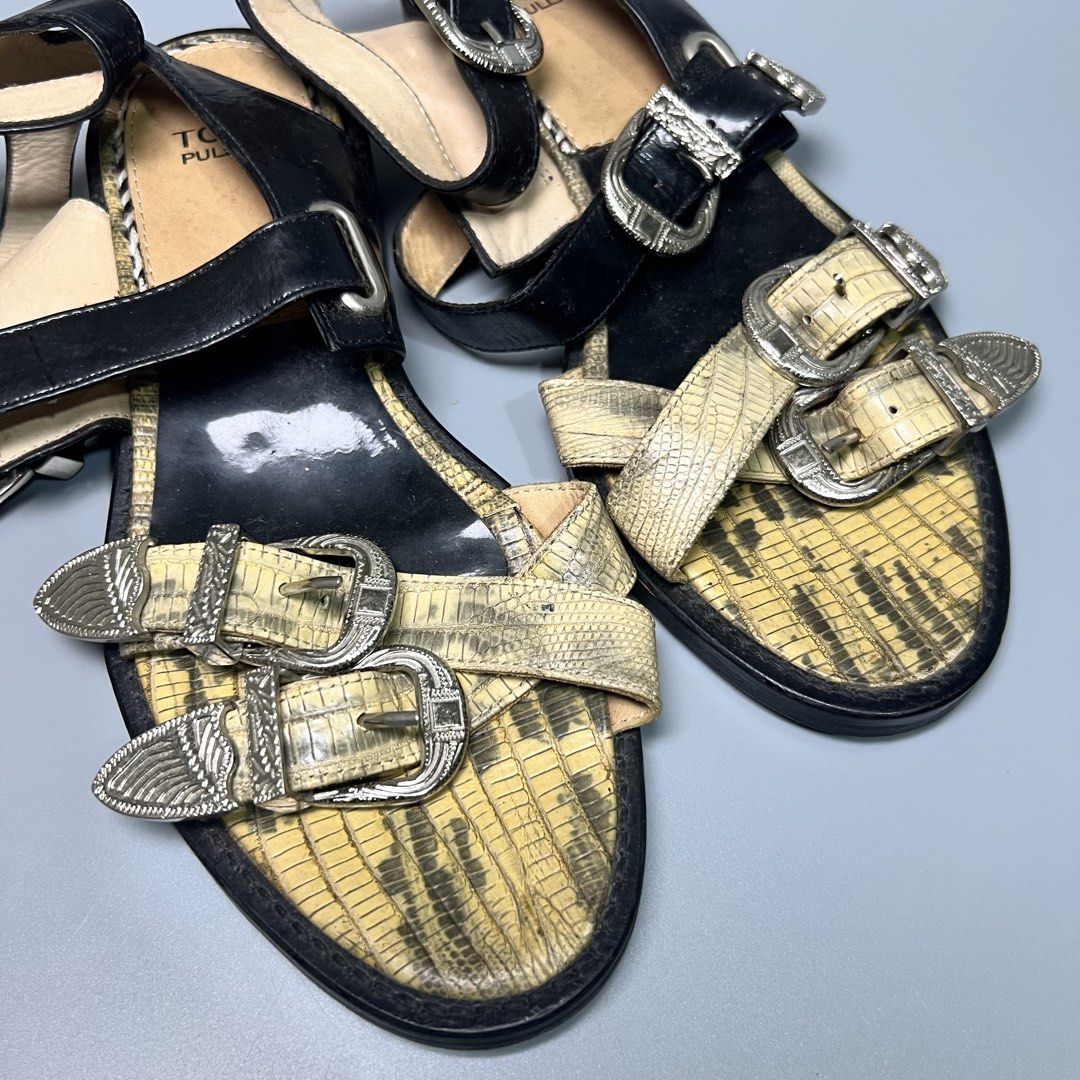 Toga Pulls - Four Buckle Western Sandals (Category: Sandals) located in Puerto Princesa. Submitted by mshookup (Listing ID 1449311413, Image 3). Description: Size: 37 Good USED Condition Minor heeldrags Manage your expectations. Thrifted‼️.