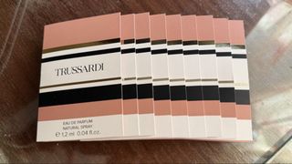 （分類：）位於 。 由 ivypoon2076 提交（商品編號 1449279998，圖片 1）。簡介： 。