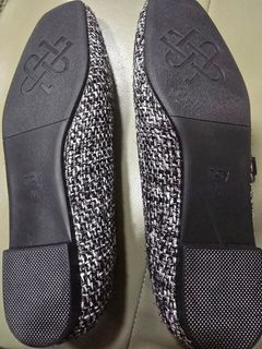 (Category: ) located in . Submitted by stylish_closetclearout (Listing ID 1449251315, Image 1). Description: .