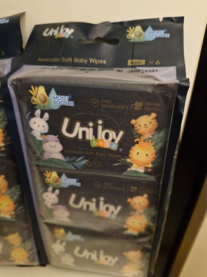 Unijoy Avocado Soft Baby Wipes - Pack of 6 (Category: Diapers & Baby Wipes) located in Cheras. Submitted by xiiaomiaoo (Listing ID 1449289250, Image 2). Description: - 6 packs of Unijoy avocado soft baby wipes - Each pack contains 6 individual smaller packs - Perfect for use at home or on-the-go - Gentle and safe for baby's delicate skin - Features adorable animal designs on the packaging stock： 2 bags- RM14.