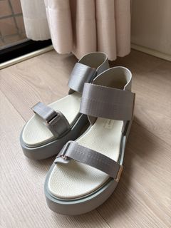 由 hsc09 (刊登 ID 1449159152，圖片 1) 提交，位於 的 (類別：)，說明：。