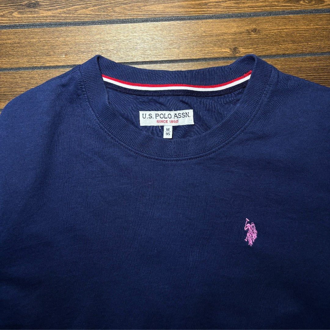 USPA Crewneck Sweater (Category: Luxury Apparel) located in Bacolod City. Submitted by treasurehuntsv2 (Listing ID 1449118487, Image 2). Description: Condition – Excellent Color Rate – /10 Flaws – None ✅ Size: Dimensions: Width – Length – DIOR LOUIS VUITTON GUCCI PRADA CHANEL BALENCIAGA BURBERRY FENDI CELINE YSL GIVENCHY VALENTINO BOTTEGA VENETA AMIRI OFF-WHITE MONCLER VERSACE DOLCE & GABBANA HERMÈS SANDRO ISABEL MARANT MIU MIU BRUNELLO CUCINELLI