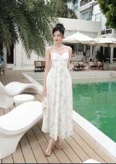 (Category: ) located in . Submitted by lovers_wardrobe (Listing ID 1449261687, Image 1). Description: .