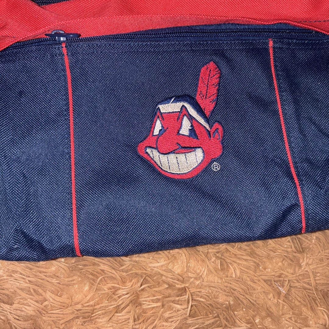 Vintage Cleveland Indians Backpack by Nasco (Category: Backpacks) located in Nabua. Submitted by elevadoray (Listing ID 1449247378, Image 2). Description: Vintage Cleveland Indians Backpack by Nasco Dimension: 14 x 19 Inches Excellent Condition (9.5/10) Issue: Putol yung isang plastic fastener pero nasasarado naman P650 PM or Text 09669119158 for faster transaction!.