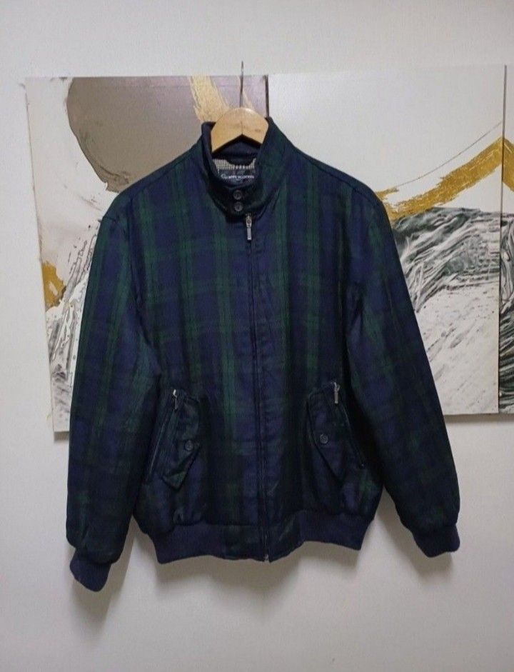 Vintage Plaid Bomber Jacket - Navy & Green (Category: Coats, Jackets and Outerwear) located in Manila. Submitted by coolriver.2ce20b (Listing ID 1449105931, Image 2). Description: ctual size using inches Armpit to Armpit 22 Lenght/26.5 fittings is Boxy Large Excellent Condition, Issue:0 Message if you have any other question about sizing. ΑΞ We do shipping nation wide I'm also open for video call so that you can see the item you 're interested to