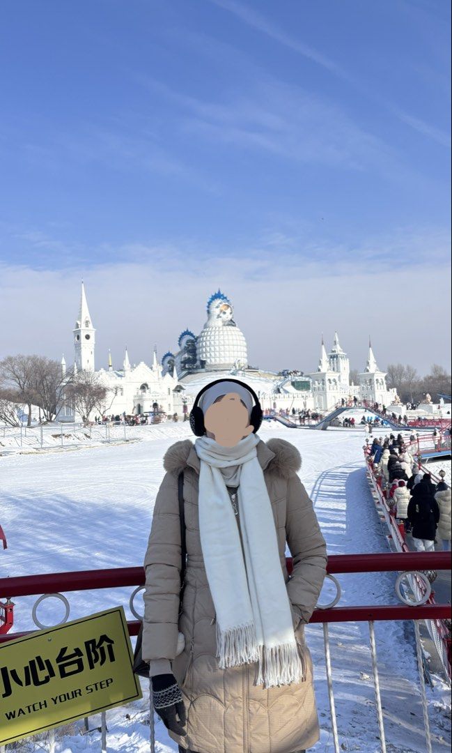 Winter Jacket (Category: Coats, Jackets and Outerwear) located in Kuala Lumpur. Submitted by snjkbr_ (Listing ID 1449221131, Image 2). Description: weight 56kg, height 169cm.