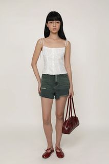 (Category: ) located in . Submitted by shopgingham (Listing ID 1449128768, Image 1). Description: .
