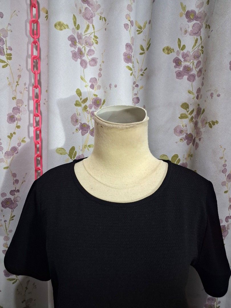 Y2k Minidress kaos black korean look cantik (Kategori: Gaun & Rok) berada di Tangerang. Dikirim oleh maria_thriftreal2 (ID iklan 1449241485, Gambar 3). Deskripsi: lingkar dada lingkar pinggang panjang deskripsi ada di foto yaa... barang yang sudah ada sale an nya tidak dapat di nego 🙏🙏 ambil banyak dapat discount+free bonus dr aku...