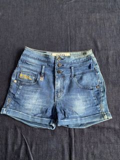 (Category: ) located in . Submitted by local-drip-source (Listing ID 1449223855, Image 1). Description: .