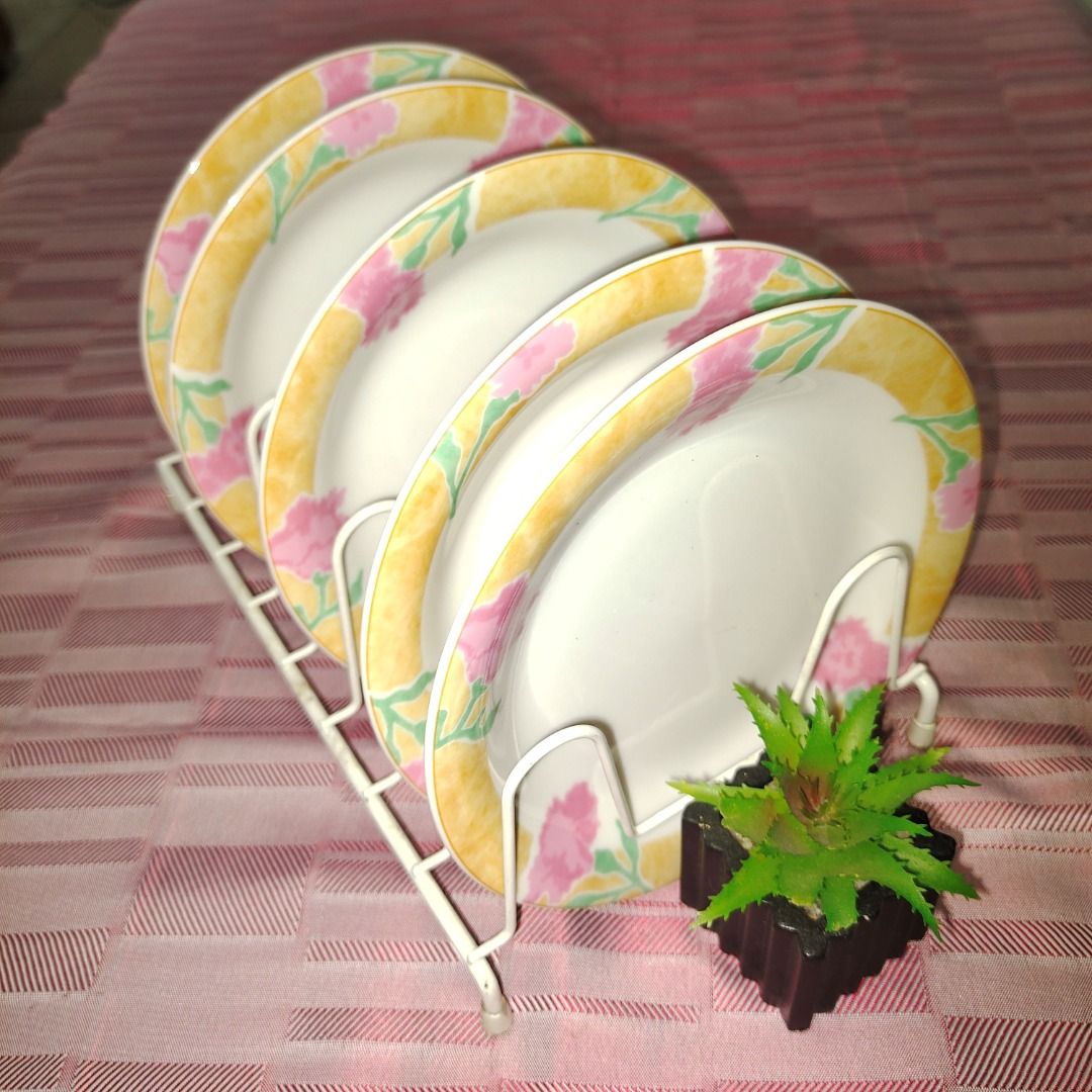 Yellow Floral Dessert or Cake Plates (Category: Dinnerware & Cutlery) located in Pasig City. Submitted by novashelf (Listing ID 1449191690, Image 2). Description: *** 5 pieces in a box *** Japan *** Unused with no original box *** Diameter: 16 cm/6.5 inches *** Dishwasher unsafe *** Non-microwavable Note: A little discoloration may be due to lighting effects. NOTE: BEFORE ORDERING 1. Please carefully read the product descriptions to prevent any d