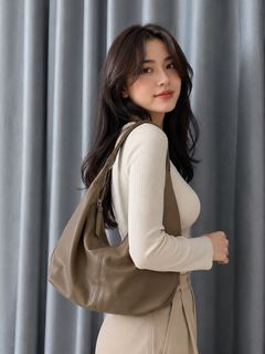 (Kategori: ) berada di . Dikirim oleh clarinapreloved (ID iklan 1449123091, Gambar 1). Deskripsi: .