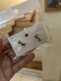 (Category: ) located in . Submitted by capybaraishere (Listing ID 1449193720, Image 1). Description: .