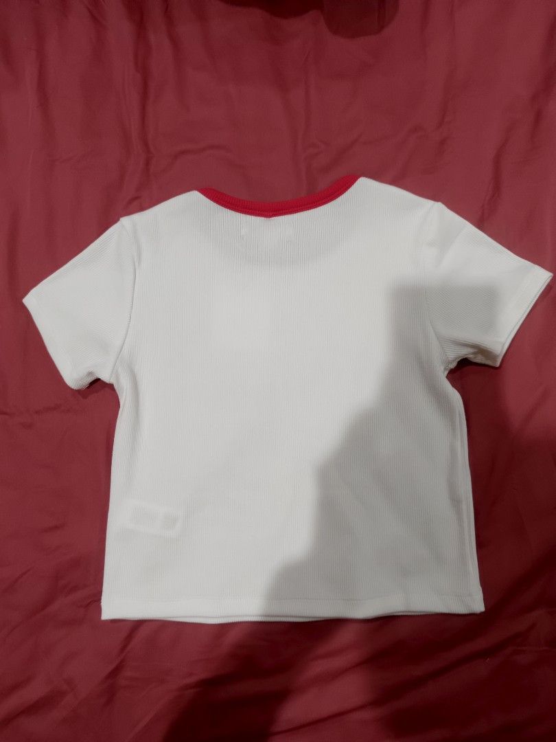 zara cropped tshirt/baby tee (Category: Shirts) located in Quezon City. Submitted by home_declutters (Listing ID 1449272135, Image 2). Description: size 12-13 on tag dimension: length: 39cm width: 32cm.