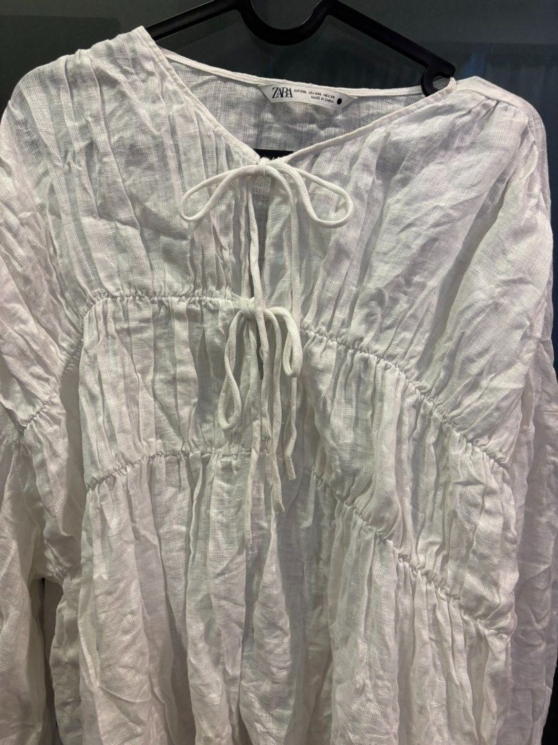 ZARA Linen Rutched Pleated White Blouse (Kategori: Atasan) berada di Jakarta Pusat. Dikirim oleh bersihbersirumah (ID iklan 1449139068, Gambar 3). Deskripsi: bismillahirahmanirahim.. semoga semua barang yang dijual murah ini bisa bermanfaat untuk kalian yaa makasih checkout nya langsung ke 🆂hope cek di 🆂hope Llnknya udh aku simpen di bio sama di bagian opsi pengiriman (mailing & delivery)w.