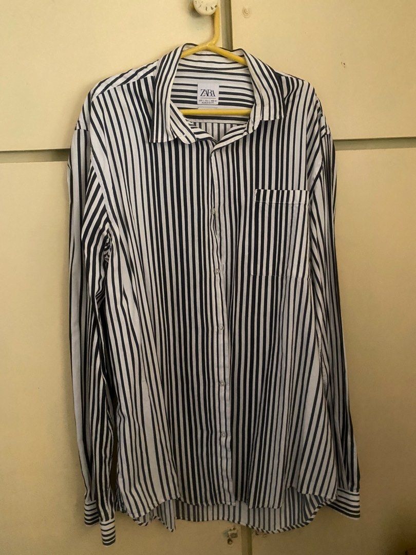 Zara long sleeve stripes shirt (Category: Formal Shirts) located in Calamba. Submitted by matthymattiu (Listing ID 1449186785, Image 1). Description: .