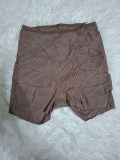 (Category: ) located in . Submitted by dani27122023 (Listing ID 1449504350, Image 1). Description: .