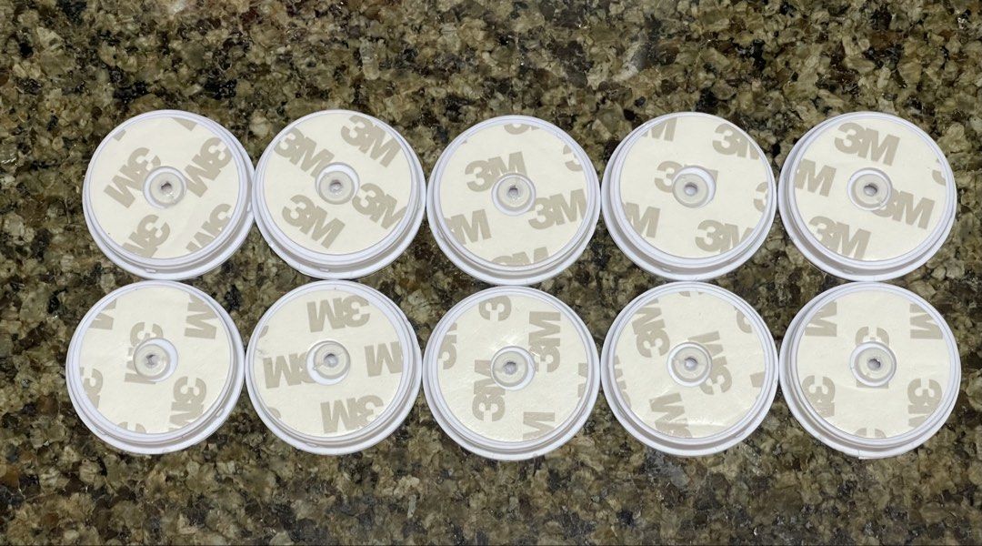 10x Popsocket White Phone Finger Grip/Phone Bracket (Category: Mounts & Holders) located in Manila. Submitted by casssee (Listing ID 1449401134, Image 2). Description: 10x Popsocket White Phone Finger Grip/Phone Bracket PHP 175 (negotiable) ⭐️Item is brand new. Popsockets come with self-adhesive tape ⭐️Ideal for personalization or DIY projects ⭐️Item has no brand but is of good quality..