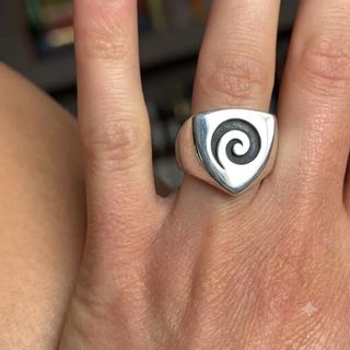 (Category: ) located in . Submitted by miyajewelry (Listing ID 1449400394, Image 1). Description: .