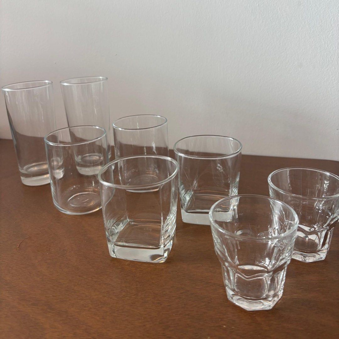 4 pairs of glasses