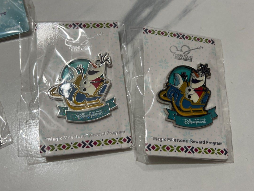 全新 香港迪士尼 Hong Kong Disneyland pin 扣針 frozen Olaf 小白 雪寶 奇妙處處通 magic access 會員徽章 （分類：動漫角色周邊）位於 Hong Kong。 由 warmpig 提交（商品編號 1445992749，圖片 1）。簡介： 。