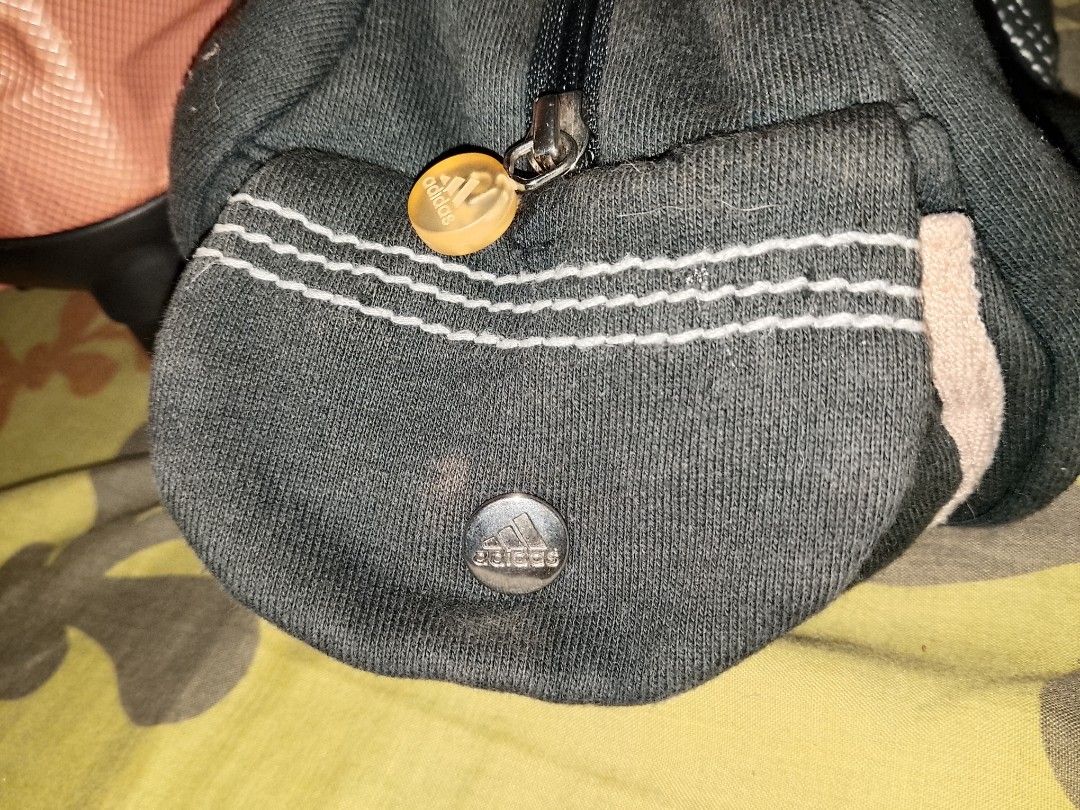 Adidas vintage bag around 2012 from japan (Category: Luxury Bags & Wallets) located in Tanza. Submitted by chinnamonn (Listing ID 1449479260, Image 3). Description: adidas vintage bag around 2012 from japan based on tag with side pockets idk if this is a duffel bag.