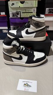 (Category: ) located in . Submitted by sneakergap (Listing ID 1449387323, Image 1). Description: .