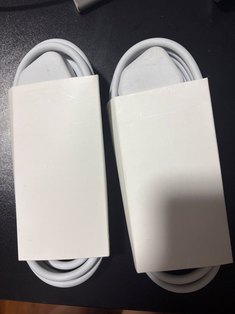 Apple USB-C Power Adapter & Cable (UK Plug)