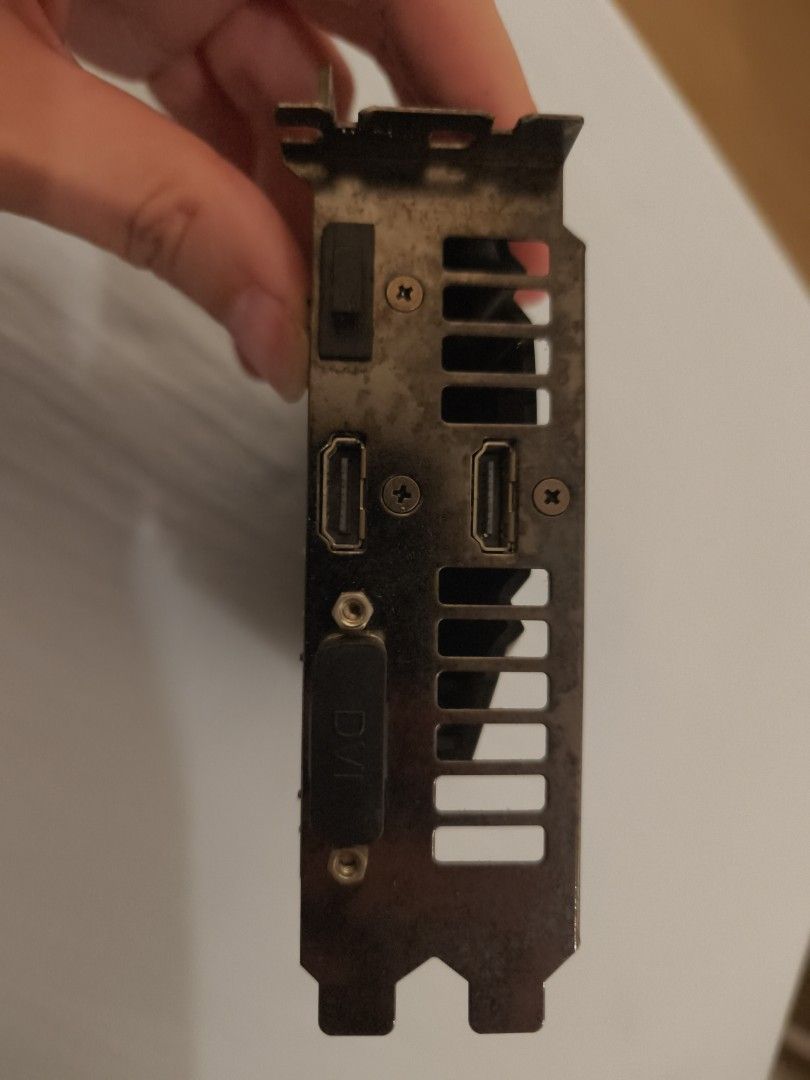 ASUS 1660 Ti Graphics Card508566624273715201
