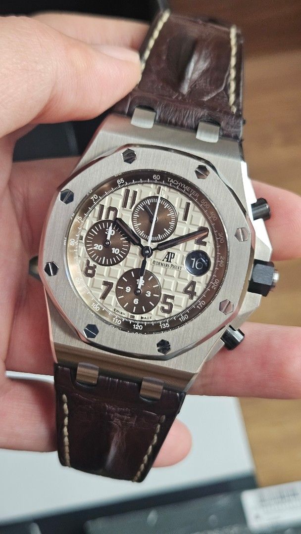 Audemar Piguet Offshore Safari *26470ST (Category: Watches) located in Kuala Lumpur. Submitted by yangkw (Listing ID 1449530535, Image 1). Description: Product detail as below Audemar Piguet Offshore Safari *26470ST Full set Excellent condition Model 26470ST.OO.A801CR.01 Case size 42mm Movement Auto Calibre 3126/3840 Power Reserve Approx 50hr Year : 2016 Retail Price Approx NA My Price RM71,999 Condition 9 /10 Item include : Full set as per pictu