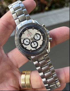 (Category: ) located in . Submitted by luxfashionz (Listing ID 1449435392, Image 1). Description: .
