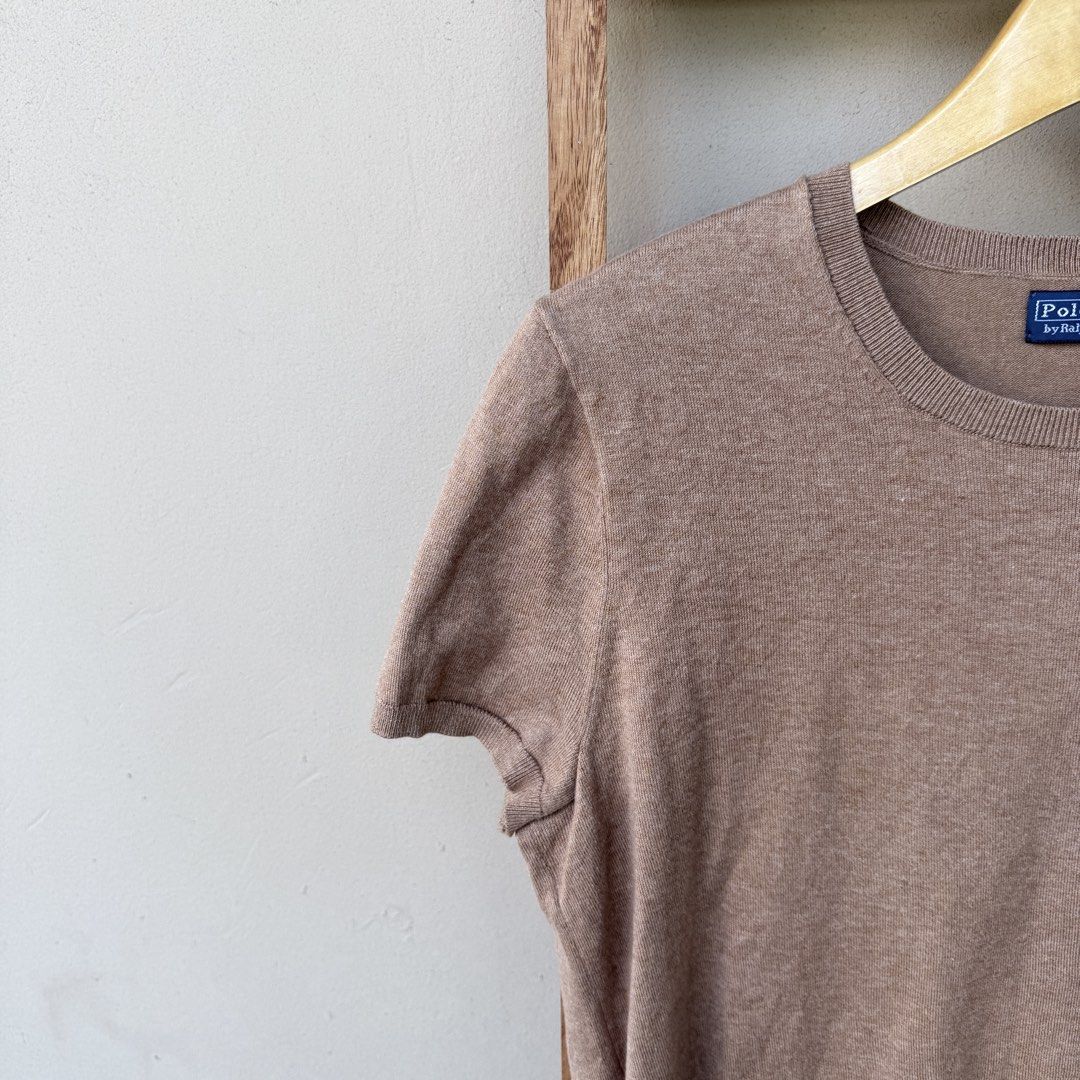 AUTHENTIC polo ralph lauren brown cotton blend short sleeve knit top sweater (Kategori: Atasan) berada di Semarang. Dikirim oleh urdailydeals (ID iklan 1449337610, Gambar 3). Deskripsi: 🦋AUTHENTIC polo ralph lauren brown cotton blend short sleeve knit top sweater🦋 ld: 100 p: 60 bahan: rajut/knit. halus tidak gatal warna: as on pic tidak ada foto pemakaian‼️ harga belum ongkir‼️ made offer = deal / no cancel‼️ no refund / no retur‼️ no try on pi