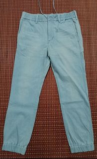 (Category: ) located in . Submitted by aydenthriftwear (Listing ID 1449489542, Image 1). Description: .