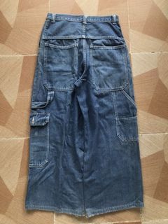 (Category: ) located in . Submitted by thriftwithass (Listing ID 1449335671, Image 1). Description: .