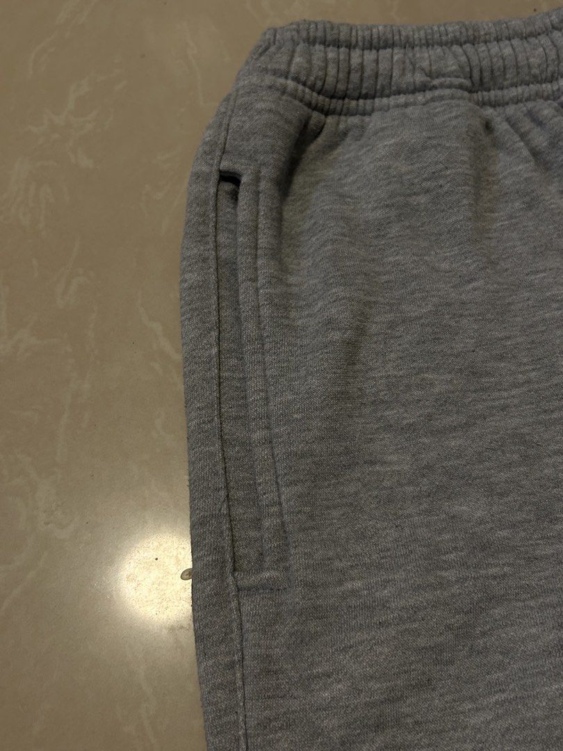 Baggy Grey Sweatpants (Category: Joggers) located in Santa Rosa. Submitted by mandeclutterzzz (Listing ID 1449416495, Image 3). Description: Baggy Grey Cotton Sweatpants !! 🙂‍↕️ Dimensions 📏 Length: 39 Inches Leg opening: 10 inches Thigh: 13.5 inches Waist: fits all (has drawstring) tags: vintage, y2k, early 2000’s, alternative, grunge, hip hop, emo, archive, low rise, affliction, 90’s, streetwear, FUBU, Sean John, Rocawear, Phat Farm, Ecko Unl