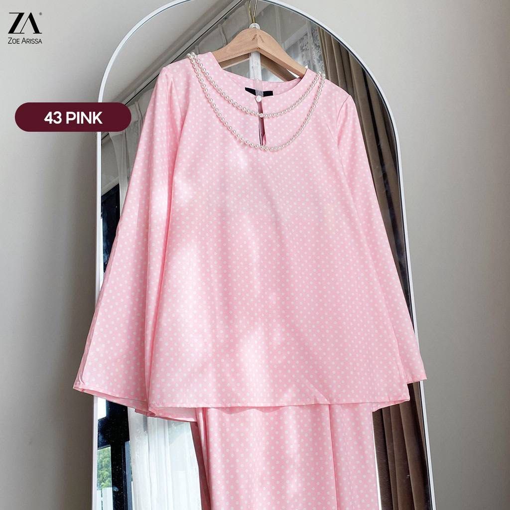 Baju kurung kedah Zoe Arisah (Category: Baju Kurung & sets) located in Parit Buntar. Submitted by nabilabelleaziz (Listing ID 1449446421, Image 1). Description: 📌Tagging M .