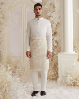 (Category: ) located in . Submitted by ssyfqh00 (Listing ID 1449432174, Image 1). Description: .