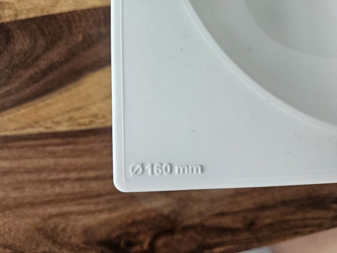 Baking forms (Category: Bakeware) located in Singapore. Submitted by katalinka (Listing ID 1449489610, Image 3). Description: 3 baking forms for sale: - TortaFlex silicone mold used once - lidded loaf pan - baguette pan new 5 sgd each!.