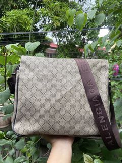 (Category: ) located in . Submitted by baglovers10 (Listing ID 1449381998, Image 1). Description: .